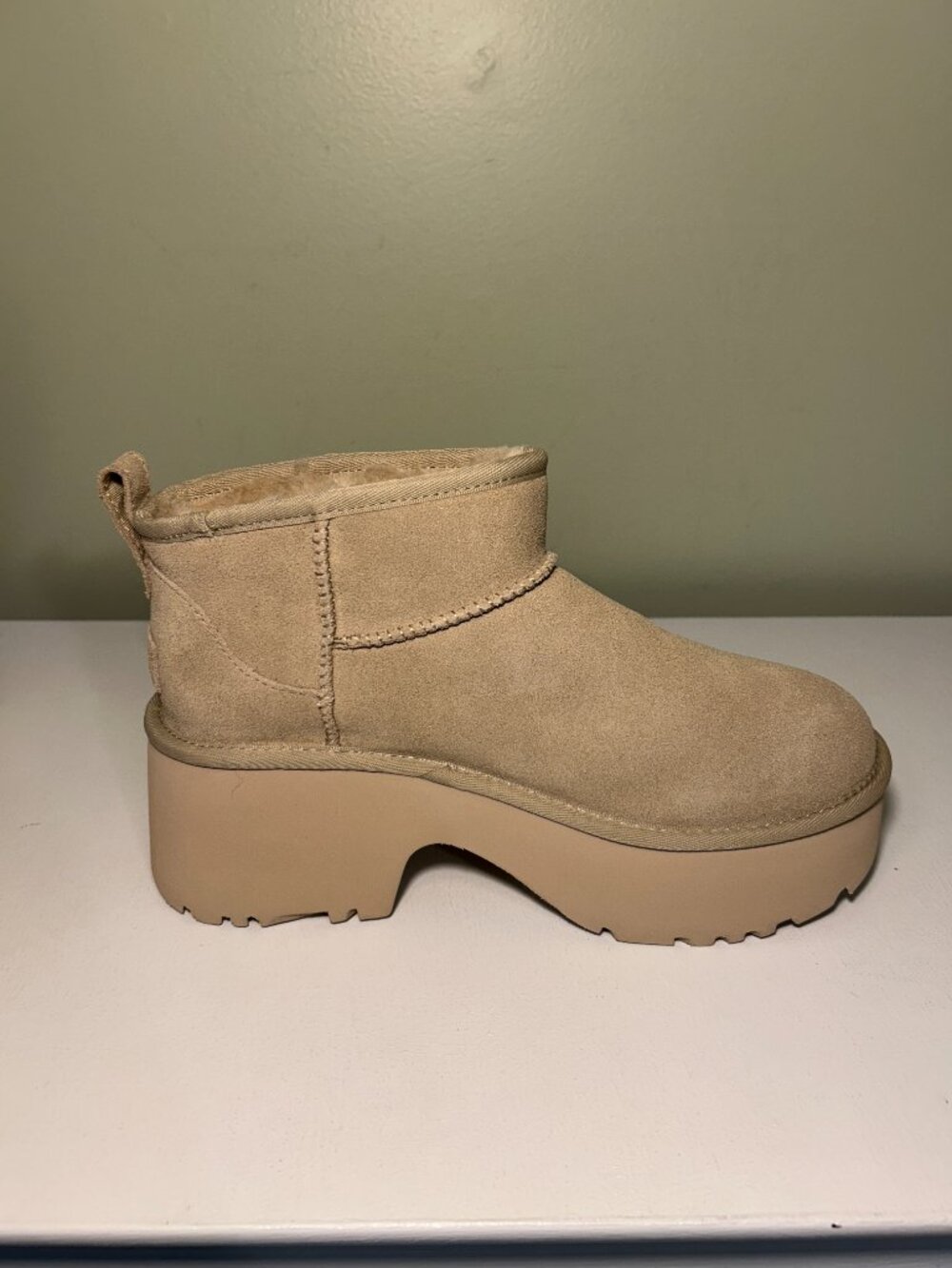 Ugg Women's Classic Ultra Mini New Heights - Picture 4 of 13
